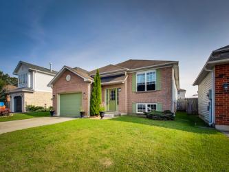 138 copeman cres, Barrie Ontario Canada